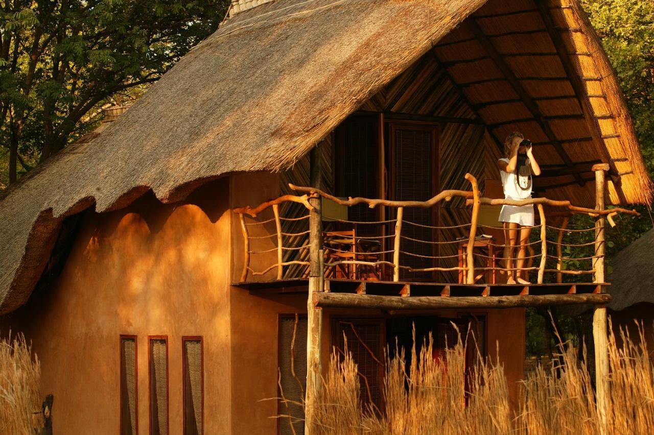 Track And Trail River Camp Kakumbi Экстерьер фото